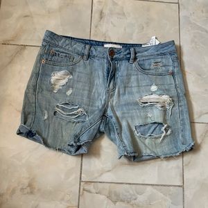 Garage girlfriend short